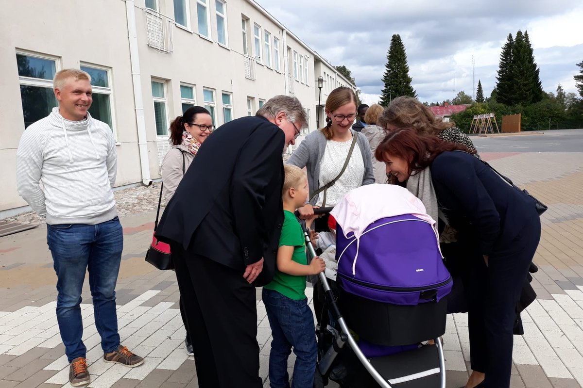 Avaa kuva isommaksi lähjuhlat01_L.