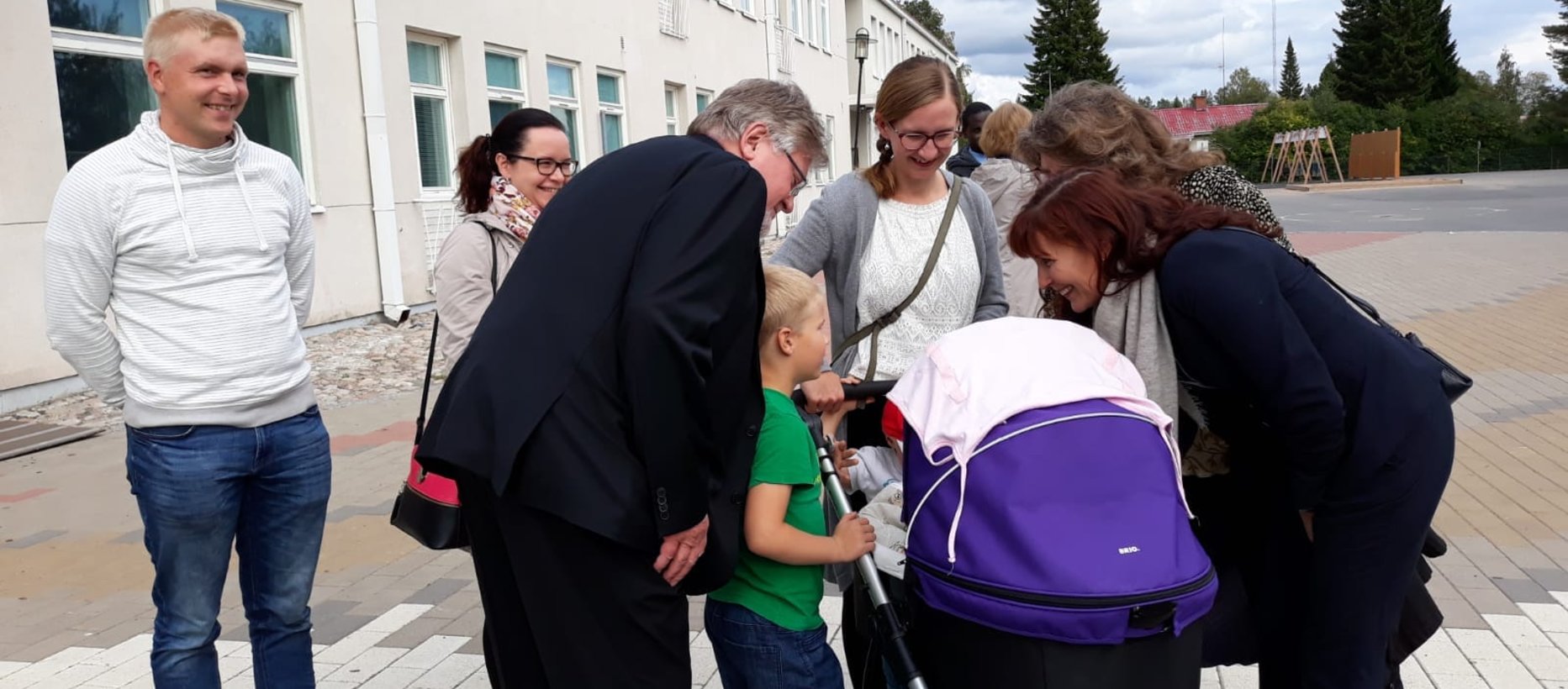 Avaa kuva isommaksi lähjuhlat01_XL.