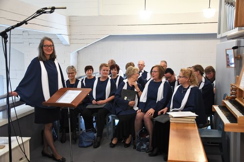 Avaa kuva isommaksi Kirkkokuoron 90-vuotisjuhlamessu Utajärven kirkossa.