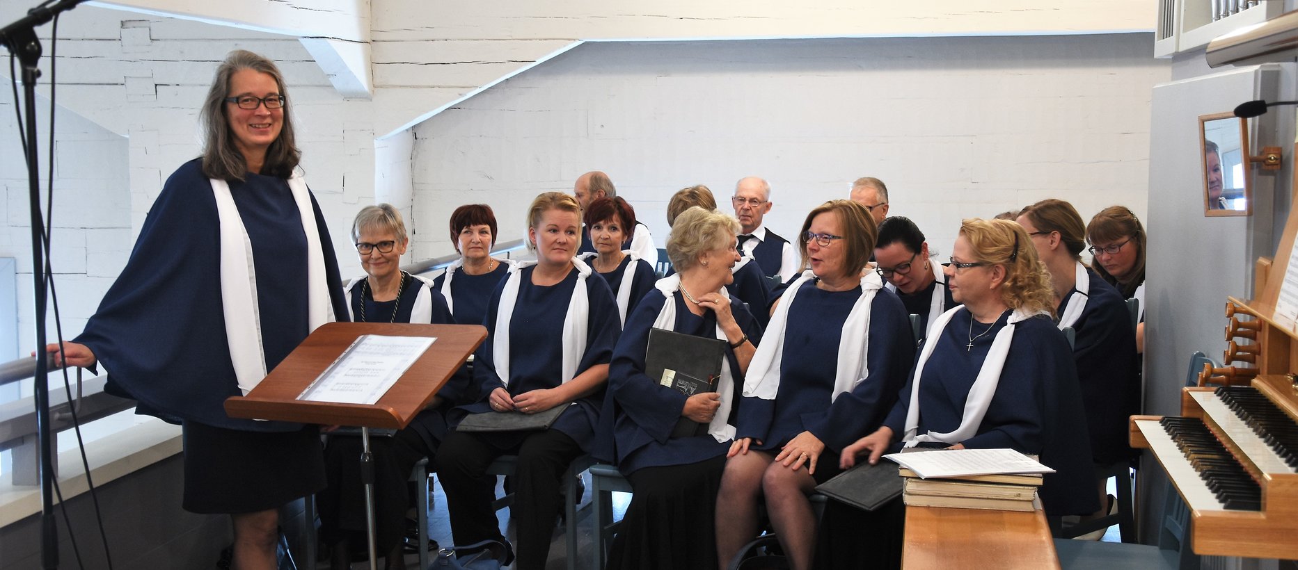 Avaa kuva isommaksi Kirkkokuoron 90-vuotisjuhlamessu Utajärven kirkossa.